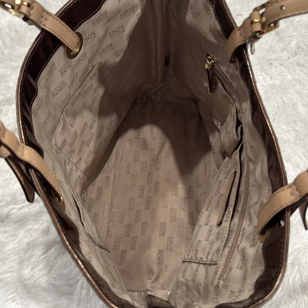 Michael Michael Kors Jet Set Bronze Mirror Metallic Tote - Picture 10 of 16
